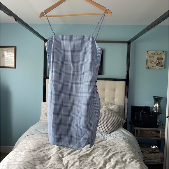 Lovers + Friends ELLIS Blue Plaid Mini Dress Side Ruched Button Detail Small - Picture 3 of 5